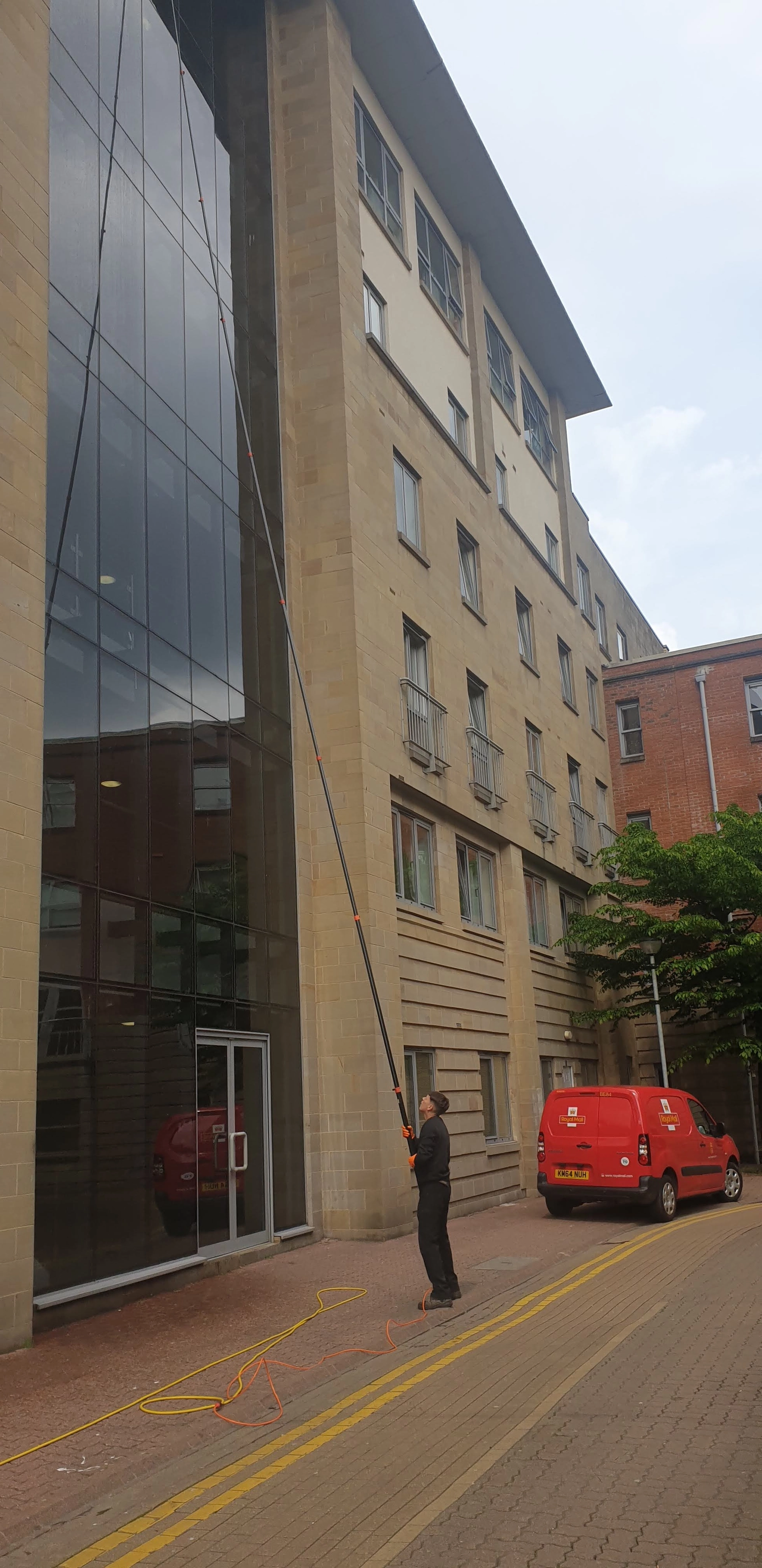 Window frame cleaning example 2